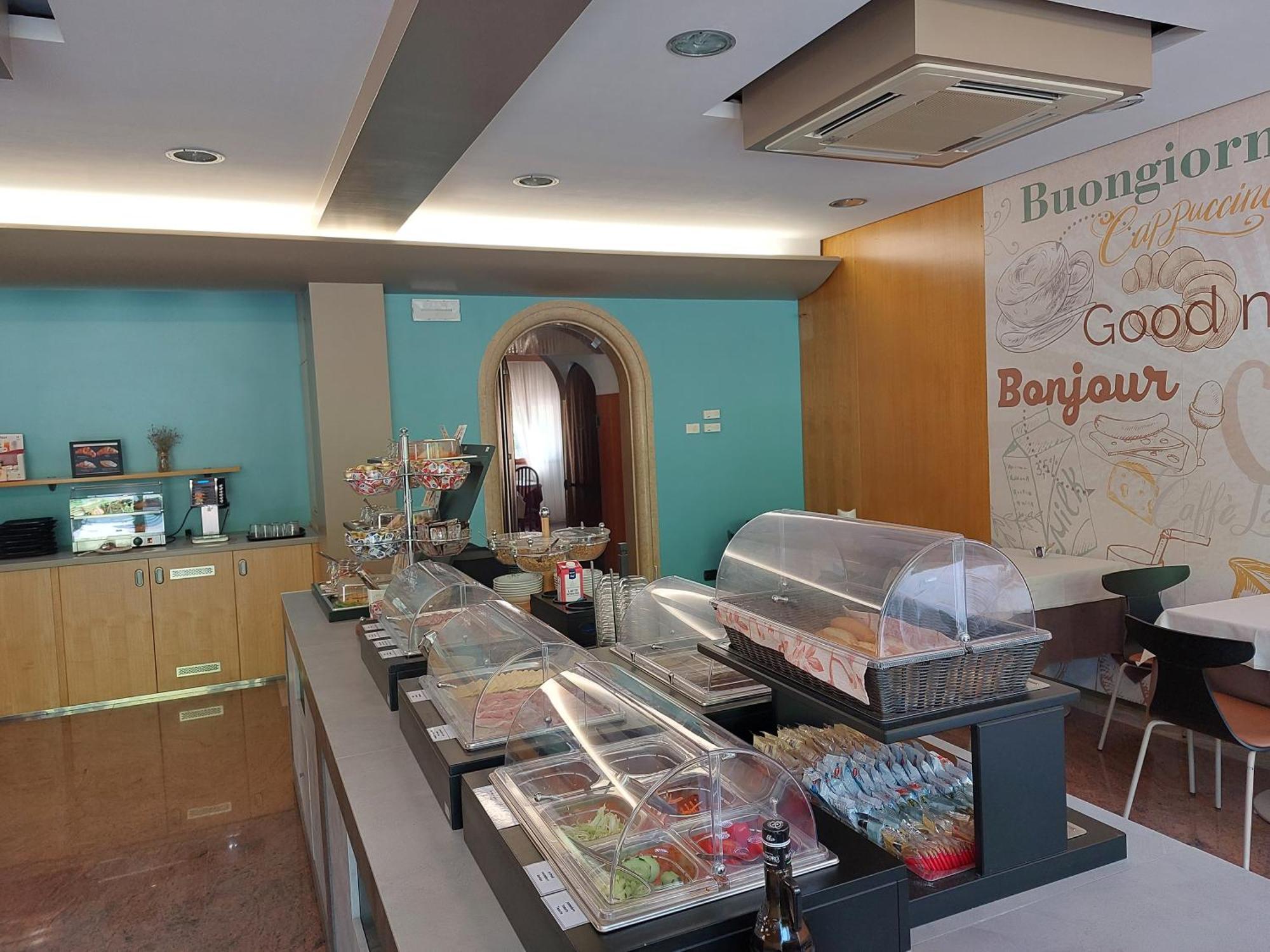 La Pergola 3*